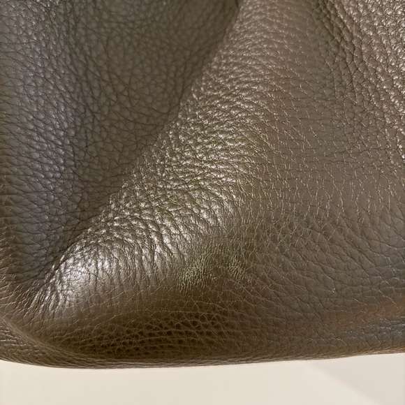 Yves Saint Laurent Le 5 À 7 Bea Tote Bag - Picture 3 of 11